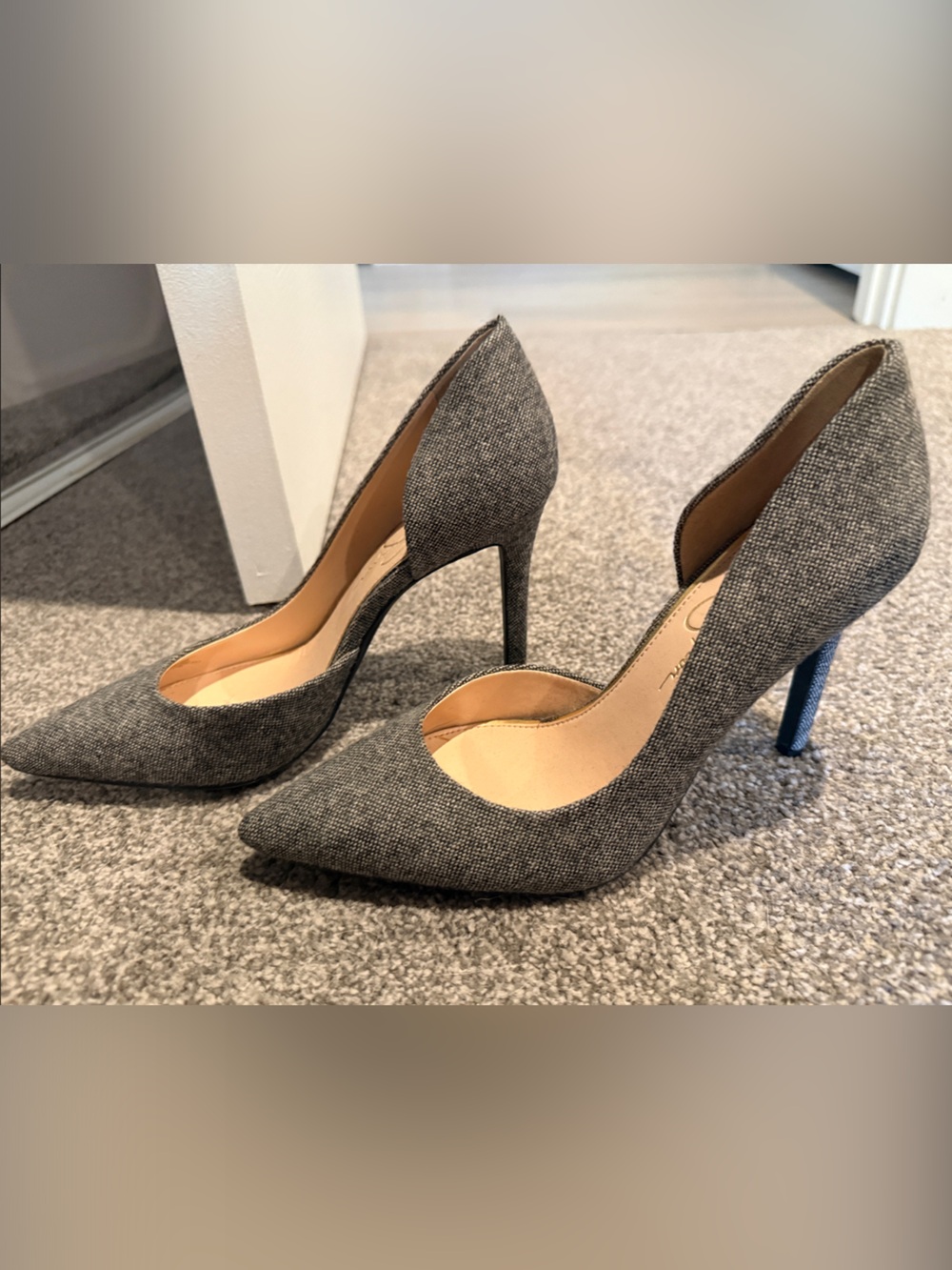 Jessica Simpson Gray Pointed D'Orsay High Heels